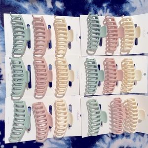 Claw Clips set comes with 3, one set is $7 all 6 sets would be $25+ shipping